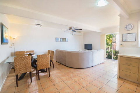Airlie Apartments - Accommodation Melbourne 11