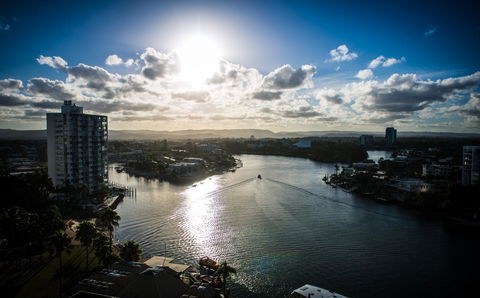 Tiki Hotel Apartments Surfers Paradise - Accommodation Melbourne 2