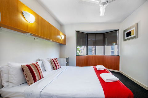 Tiki Hotel Apartments Surfers Paradise - Accommodation Melbourne 1