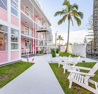 The Pink Hotel Coolangatta - Accommodation Melbourne