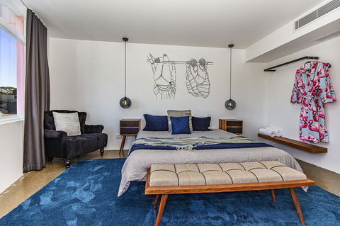 The Pink Hotel Coolangatta - Accommodation Melbourne 10