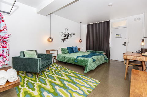 The Pink Hotel Coolangatta - Accommodation Melbourne 28