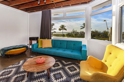 The Pink Hotel Coolangatta - Accommodation Melbourne 16