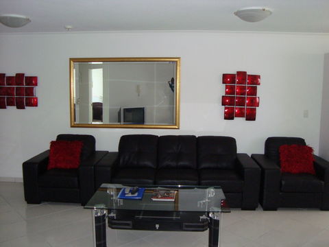 Grosvenor Beachfront Apartments Surfers Paradise - Accommodation Melbourne 27