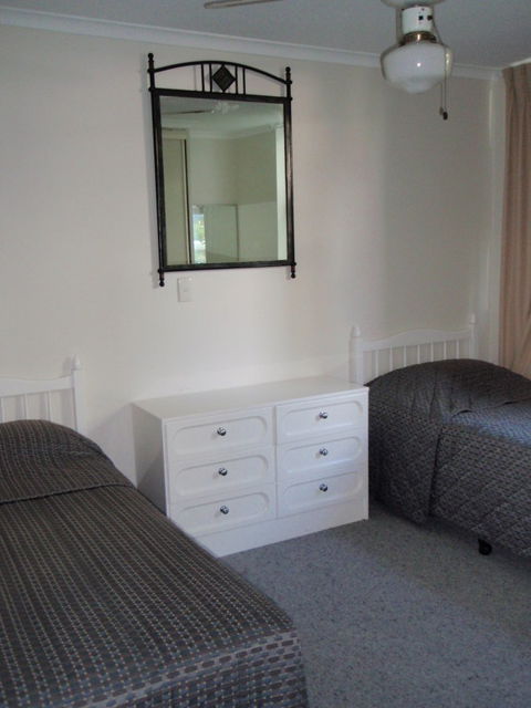 Grosvenor Beachfront Apartments Surfers Paradise - Accommodation Melbourne 28