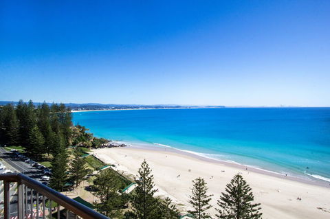 Columbia Beachfront Apartments On Rainbow Bay - Accommodation Melbourne 1
