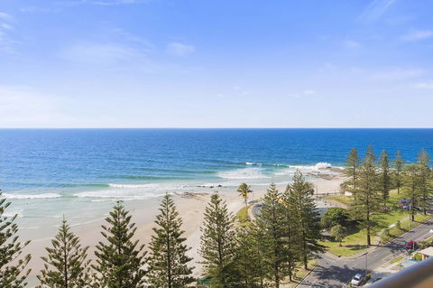 Columbia Beachfront Apartments On Rainbow Bay - Accommodation Melbourne 42