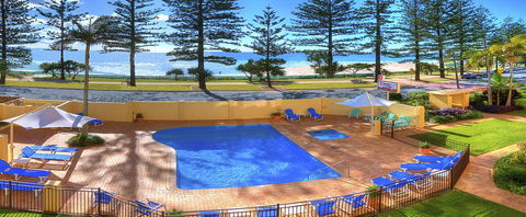 Columbia Beachfront Apartments On Rainbow Bay - Accommodation Melbourne 2