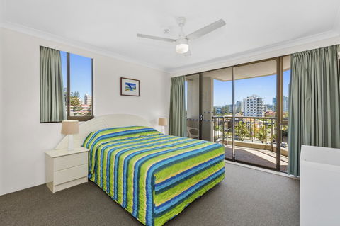 Columbia Beachfront Apartments On Rainbow Bay - Accommodation Melbourne 20