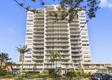 Columbia Beachfront Apartments On Rainbow Bay - Accommodation Melbourne 4