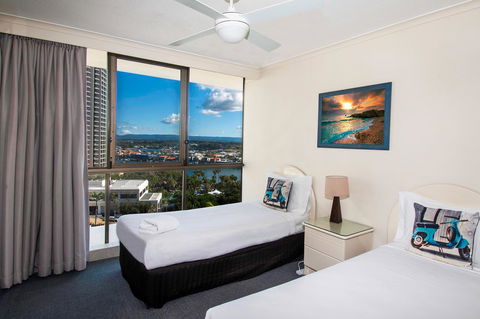 Seacrest Beachfront Apartments Surfers Paradise - Accommodation Melbourne 18