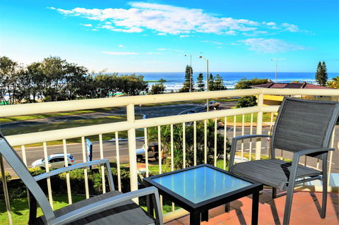 Seacrest Beachfront Apartments Surfers Paradise - Accommodation Melbourne 36