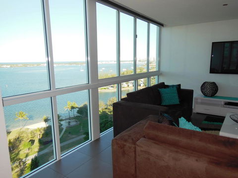 Crystal Bay On The Broadwater - Accommodation Melbourne 32