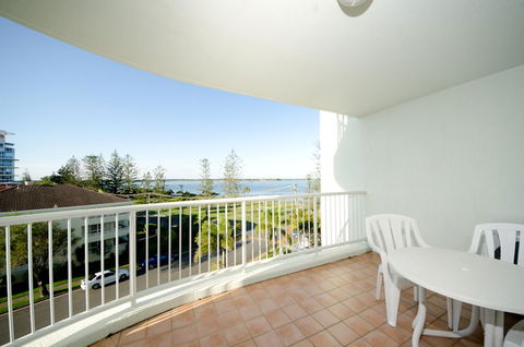 Crystal Bay On The Broadwater - Accommodation Melbourne 34