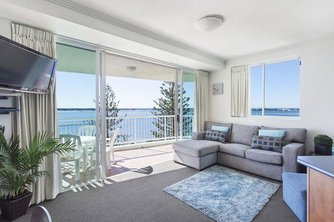 Crystal Bay On The Broadwater - Accommodation Melbourne 17