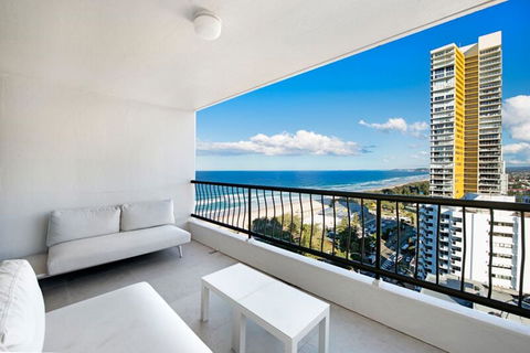 ULTIQA Beach Haven On Broadbeach - Accommodation Melbourne 1