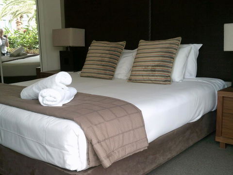 The Phoenician Resort - Accommodation Melbourne 16