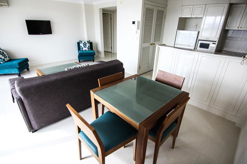 The Phoenician Resort - Accommodation Melbourne 17