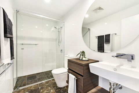 Qube Broadbeach Ocean View Apartments - Accommodation Melbourne 1