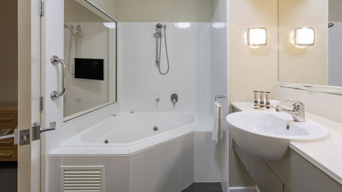 Oaks Hervey Bay Resort And Spa - Accommodation Melbourne 32