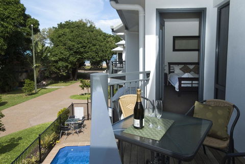 Woodville Beach Townhouse 5 - Accommodation Melbourne 4
