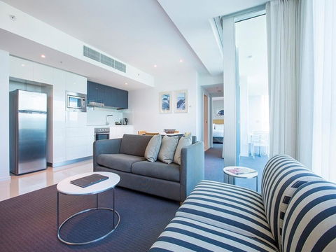 Gold Coast Private Apartments - H Residences, Surfers Paradise - Accommodation Melbourne 21