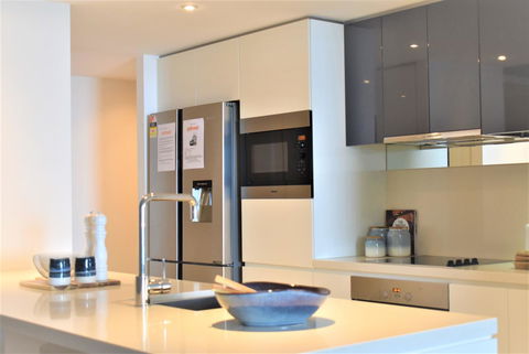 Gold Coast Private Apartments - H Residences, Surfers Paradise - Accommodation Melbourne 4