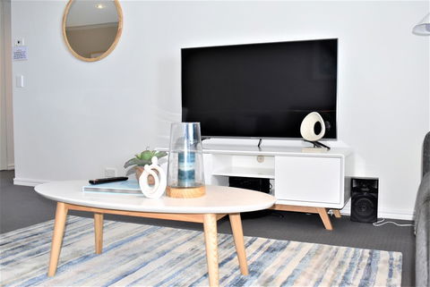 Gold Coast Private Apartments - H Residences, Surfers Paradise - Accommodation Melbourne 14