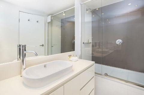 Gold Coast Private Apartments - H Residences, Surfers Paradise - Accommodation Melbourne 31