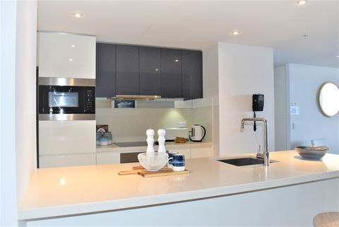 Gold Coast Private Apartments - H Residences, Surfers Paradise - Accommodation Melbourne 7