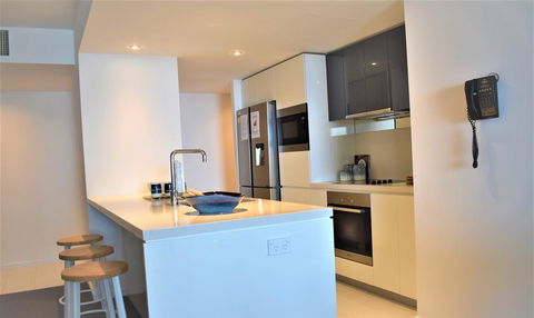 Gold Coast Private Apartments - H Residences, Surfers Paradise - Accommodation Melbourne 10
