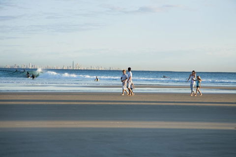 Kirra Beach Apartments - Accommodation Melbourne 11