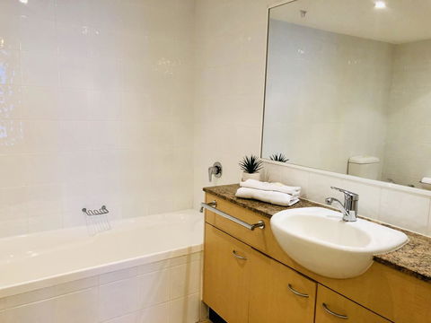 Kirra Beach Apartments - Accommodation Melbourne 6