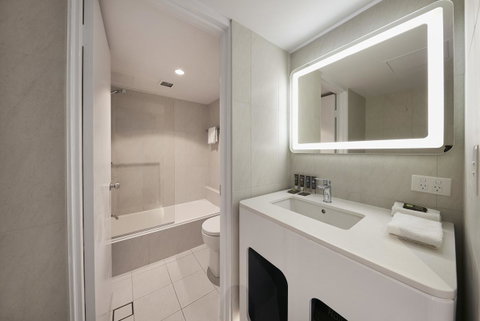 Novotel Surfers Paradise - Accommodation Melbourne 13