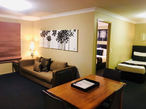 Ambassador On Ruthven - Accommodation Melbourne 39