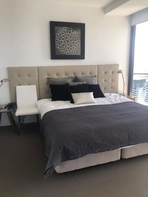 Luxury 3 Bedroom In Heart Of Broadbeach - Accommodation Melbourne 19