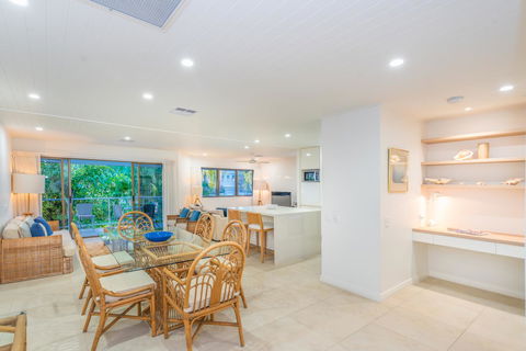 Noosa Boutique Apartments & Elkhorn Villas - Accommodation Melbourne 1