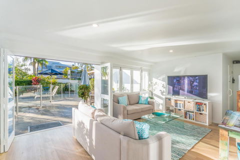 Noosa Boutique Apartments & Elkhorn Villas - Accommodation Melbourne 3