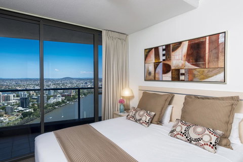 Oaks Brisbane Aurora Suites - Accommodation Melbourne 4