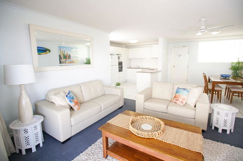 San Marino By The Sea Apartments - Accommodation Melbourne 6