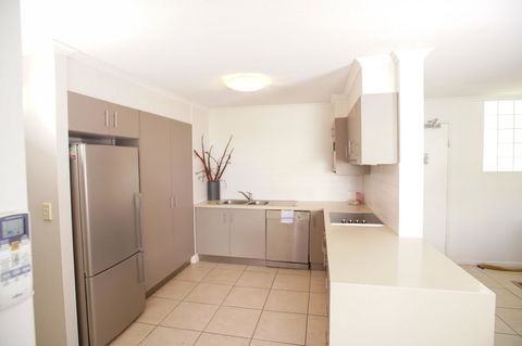 San Marino By The Sea Apartments - Accommodation Melbourne 19