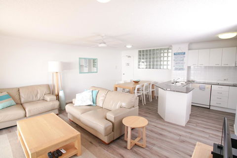 San Marino By The Sea Apartments - Accommodation Melbourne 15