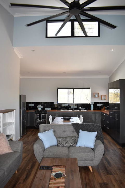 Ironbark House - Accommodation Melbourne 18