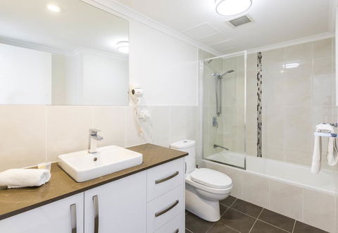 South Pacific Plaza - Official - Accommodation Melbourne 8