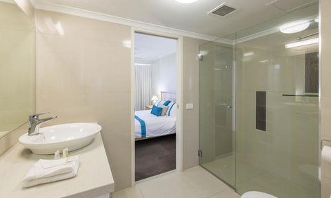 South Pacific Plaza - Official - Accommodation Melbourne 39