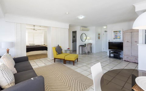 South Pacific Plaza - Official - Accommodation Melbourne 25
