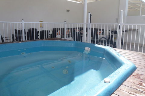 5231 BEACH CLUB PENTHOUSE - Accommodation Melbourne 13