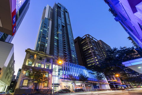 Oaks Brisbane On Charlotte Suites - Accommodation Melbourne 0