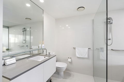 Circle On Cavill - Gclr - Accommodation Melbourne 3