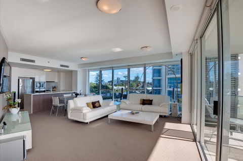 Reflection On The Sea - Accommodation Melbourne 5